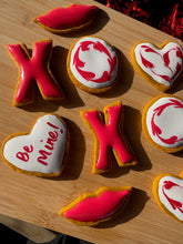 Load image into Gallery viewer, Valentine’s Day Cookie Box